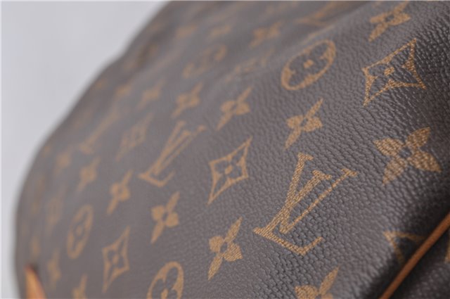 Authentic Louis Vuitton Monogram Speedy 30 Hand Bag M41526 LV 2910D