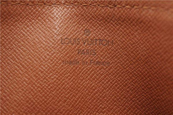 Authentic Louis Vuitton Monogram Papillon 30 Hand Bag Old Model LV 2914F