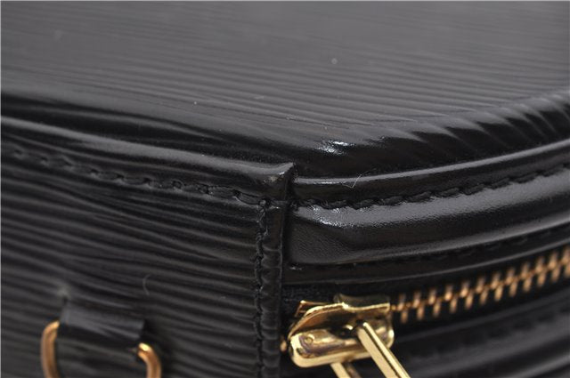 Authentic Louis Vuitton Epi Cannes Cosmetic Hand Bag Black M48032 LV 2916E