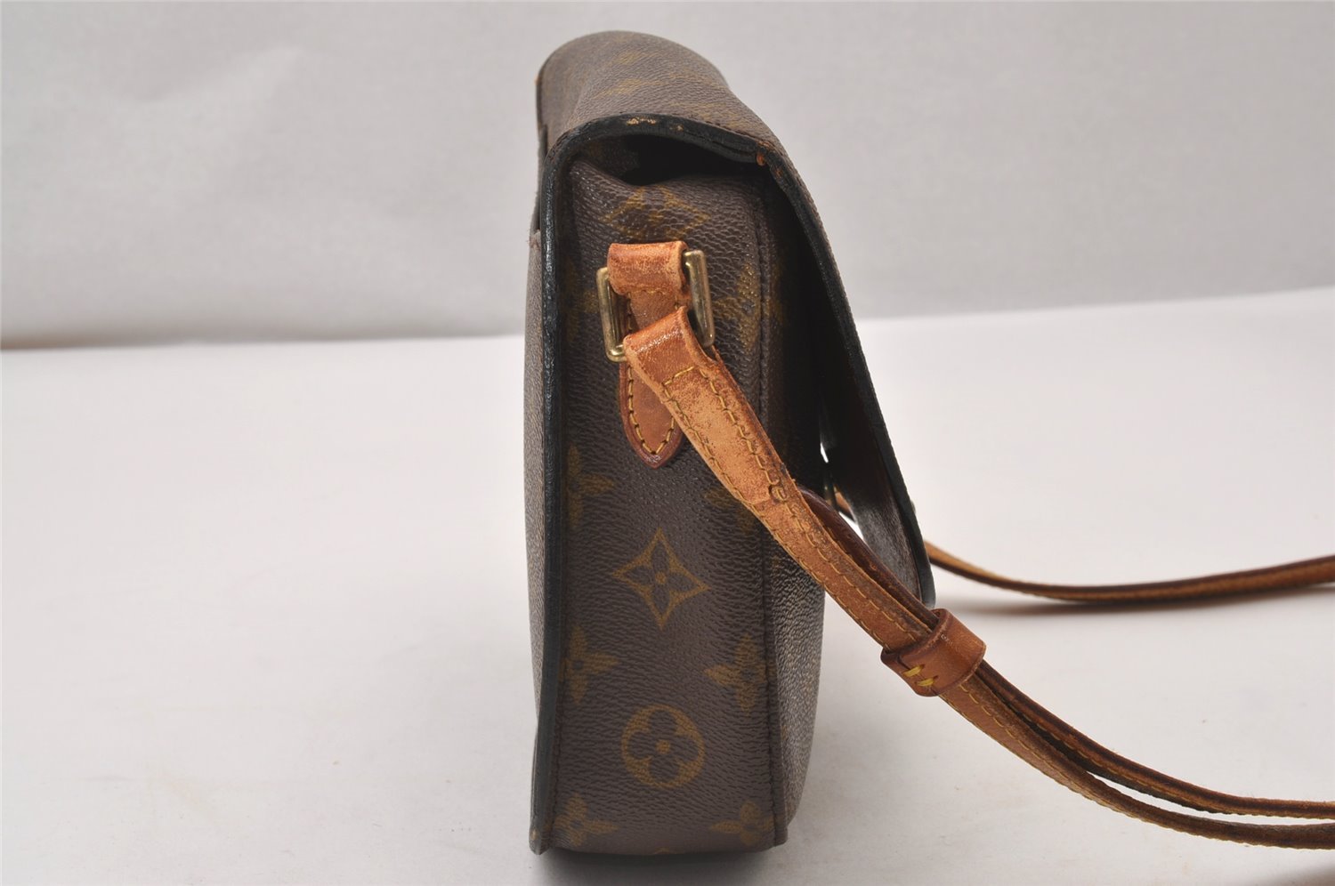 Auth Louis Vuitton Monogram Saint Cloud MM Shoulder Cross Bag Old Model LV 2923I