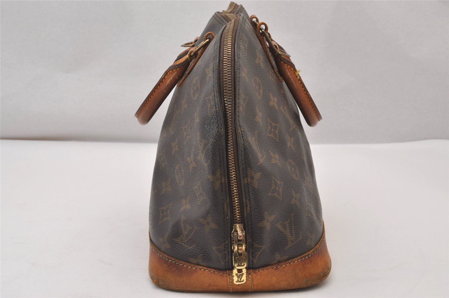 Authentic Louis Vuitton Monogram Alma Hand Bag Purse M51130 LV Junk 2926I