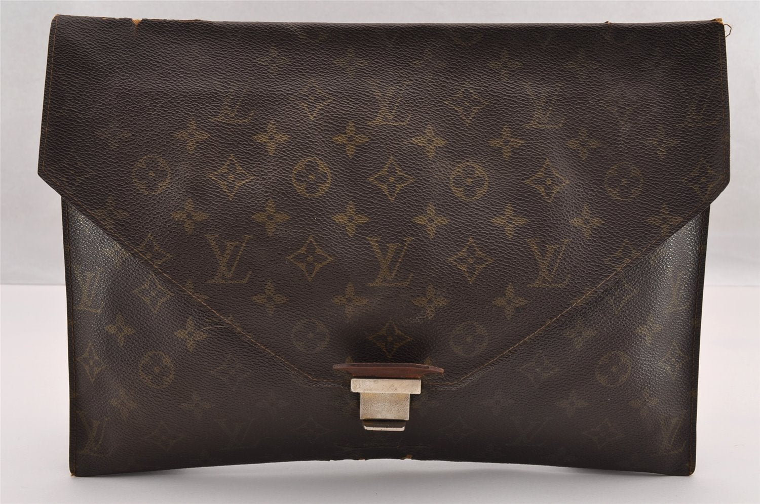 Authentic Louis Vuitton Monogram Poche Plate Documents Case M53522 LV 2927I