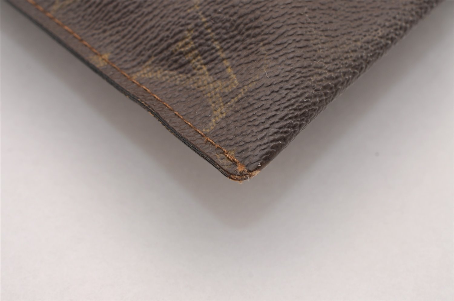 Authentic Louis Vuitton Monogram Poche Plate Documents Case M53522 LV 2927I