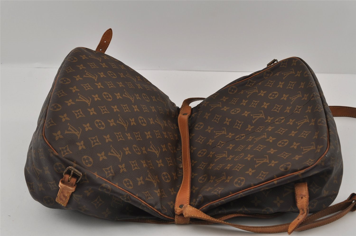 Authentic Louis Vuitton Monogram Saumur 35 Shoulder Cross Bag M42254 Junk 2928I
