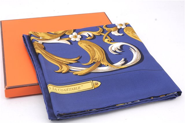 Authentic HERMES Carre 90 Scarf 