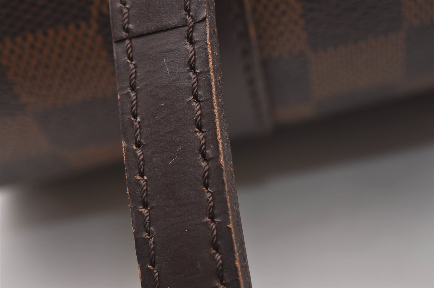 Authentic Louis Vuitton Damier Papillon 26 Hand Bag Purse N51304 LV 2930I