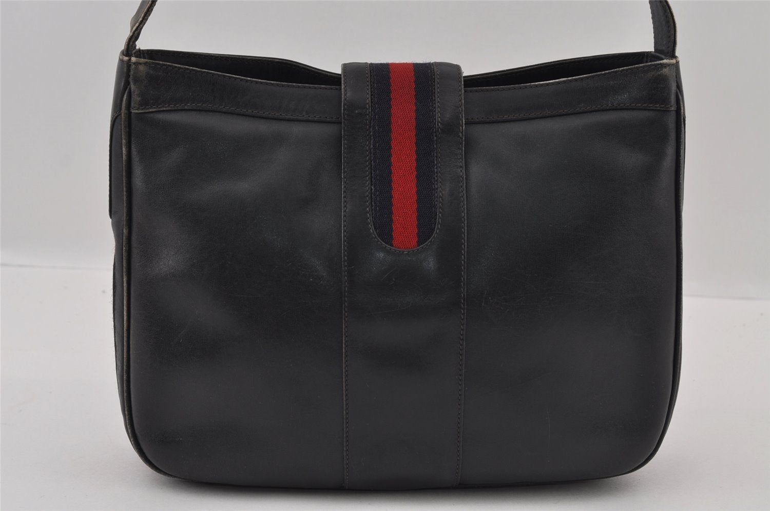Authentic GUCCI Sherry Line Vintage Shoulder Bag Purse Leather Navy Blue 2932I