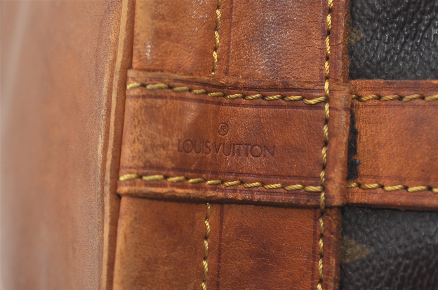 Authentic Louis Vuitton Monogram Noe Shoulder Drawstring Bag M42224 LV 2933I