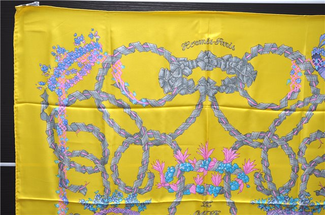 Authentic HERMES Carre 90 Scarf 