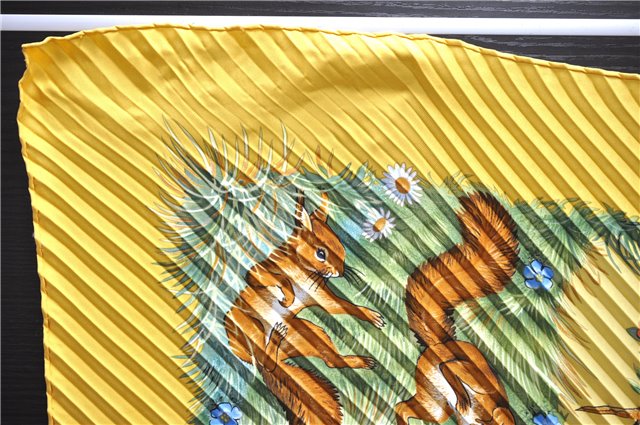 Authentic HERMES Pleats Scarf 