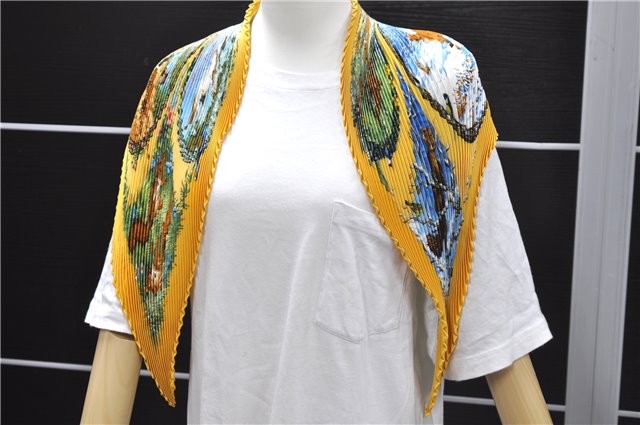 Authentic HERMES Pleats Scarf 