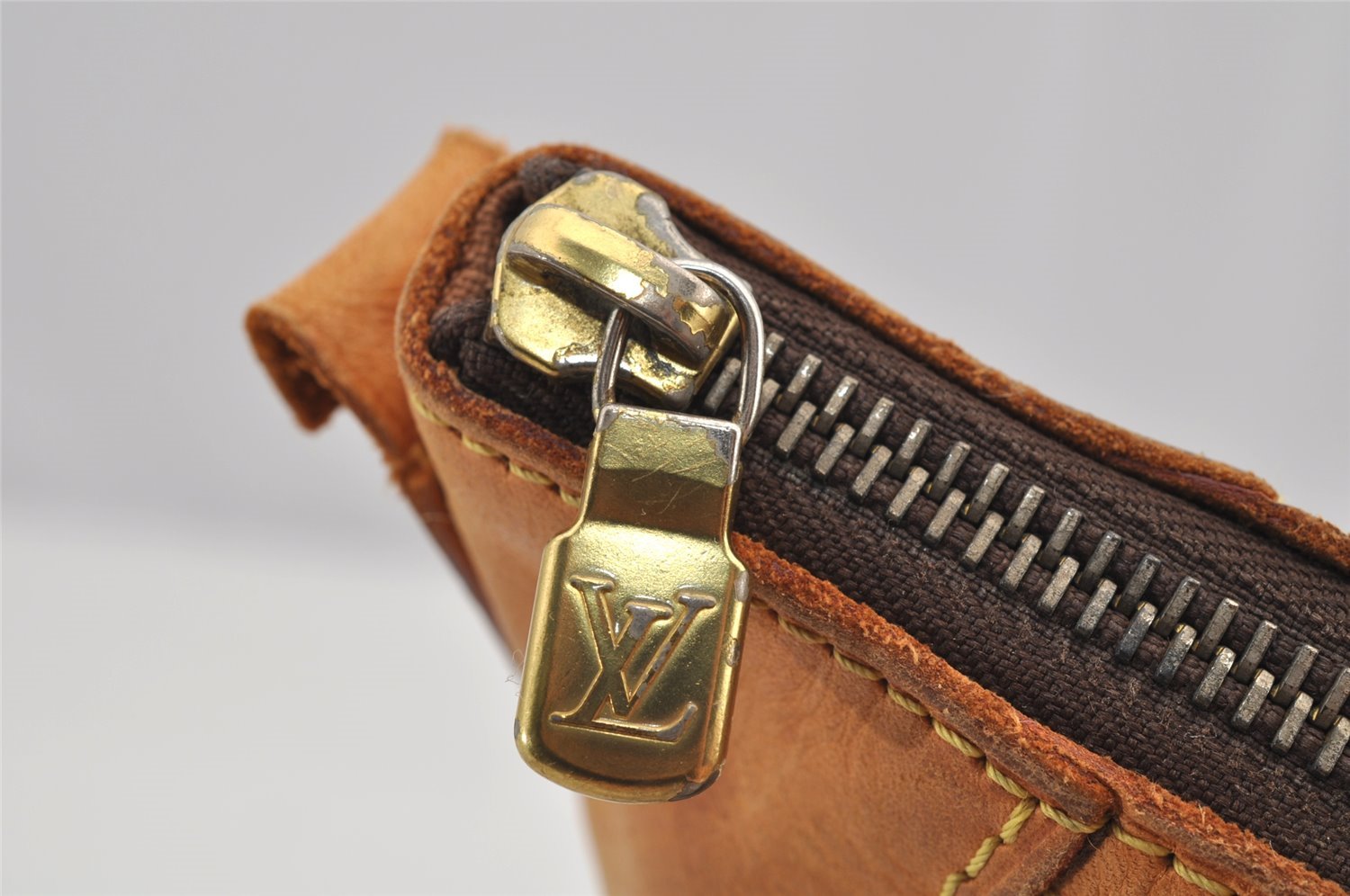 Authentic Louis Vuitton Monogram Odeon PM Shoulder Cross Bag M56390 Junk 2940I