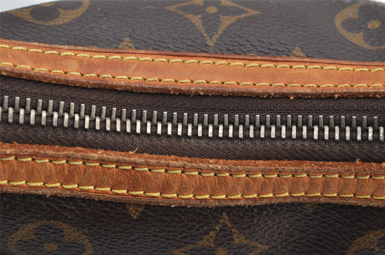 Authentic Louis Vuitton Monogram Odeon PM Shoulder Cross Bag M56390 Junk 2940I