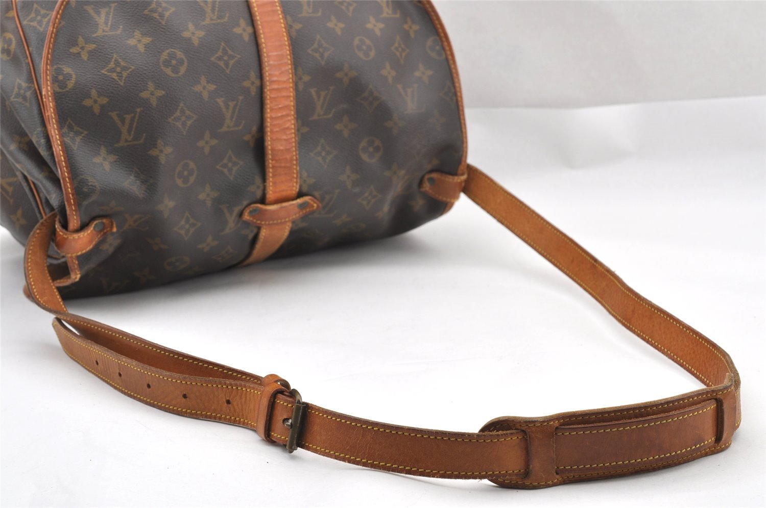 Authentic Louis Vuitton Monogram Saumur 35 Shoulder Cross Bag M42254 LV 2945I