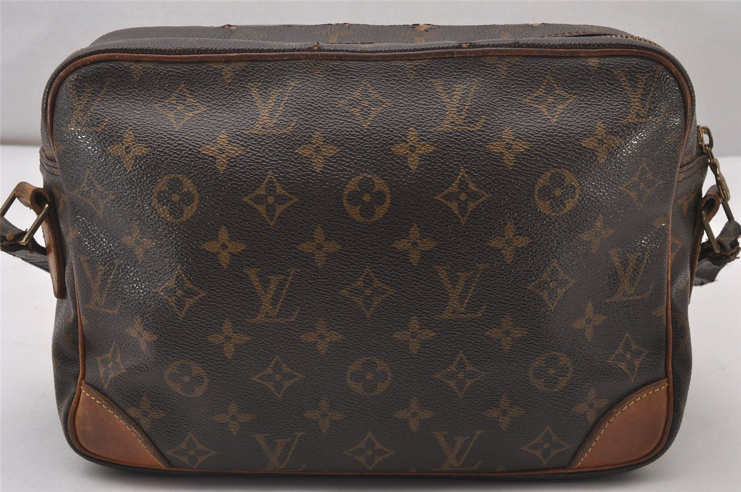 Authentic Louis Vuitton Monogram Nile Shoulder Cross Body Bag M45244 Junk 2946I