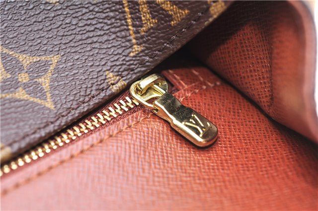 Authentic Louis Vuitton Monogram Saint Cloud GM M51242 Shoulder Cross Bag 2952E