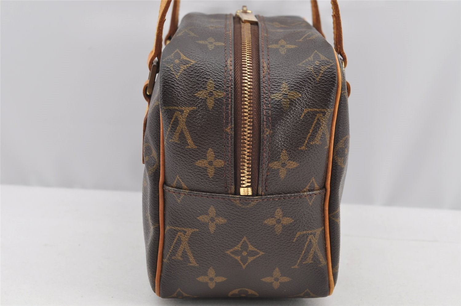 Authentic Louis Vuitton Monogram Cite MM Shoulder Bag M51182 LV 2952I
