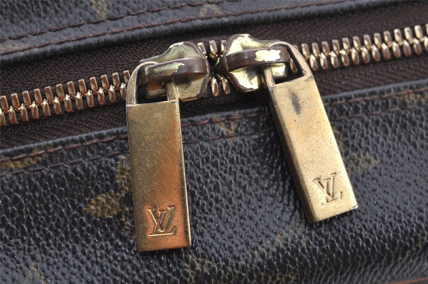 Authentic Louis Vuitton Monogram Cite MM Shoulder Bag M51182 LV 2952I