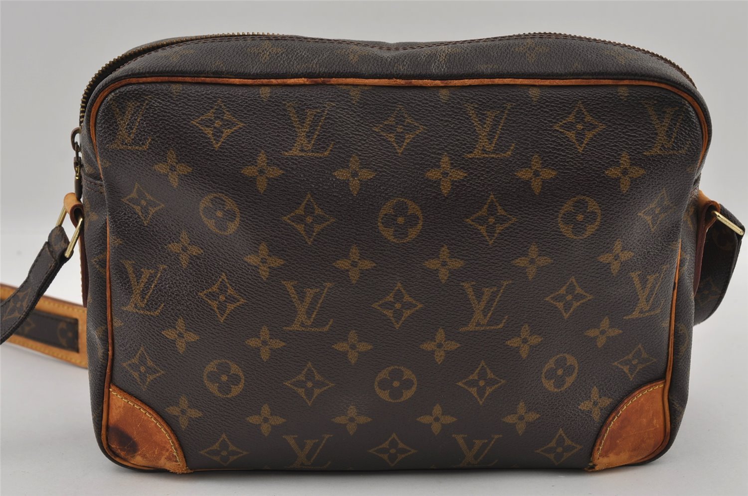Authentic Louis Vuitton Monogram Nile Shoulder Cross Body Bag M45244 Junk 2955I