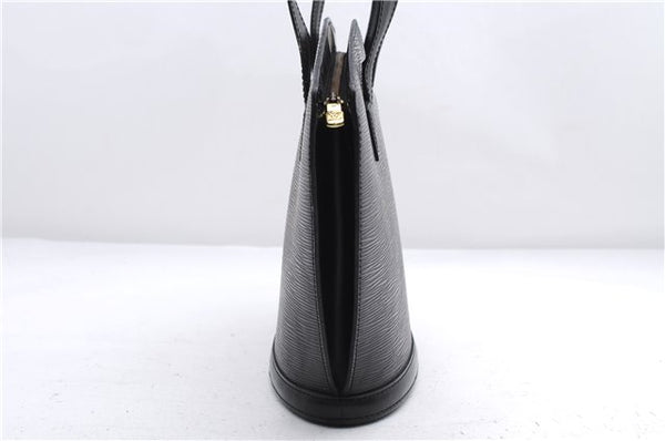 Authentic Louis Vuitton Epi Saint Jacques Poignet Long Shoulder Bag Black 2956E
