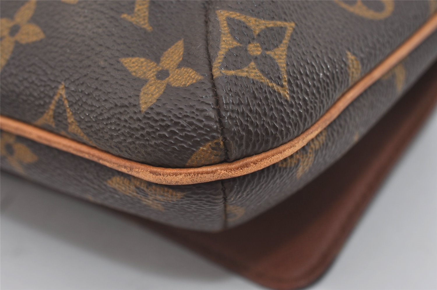 Authentic Louis Vuitton Monogram Musette Tango Shoulder Bag M51257 LV 2956I