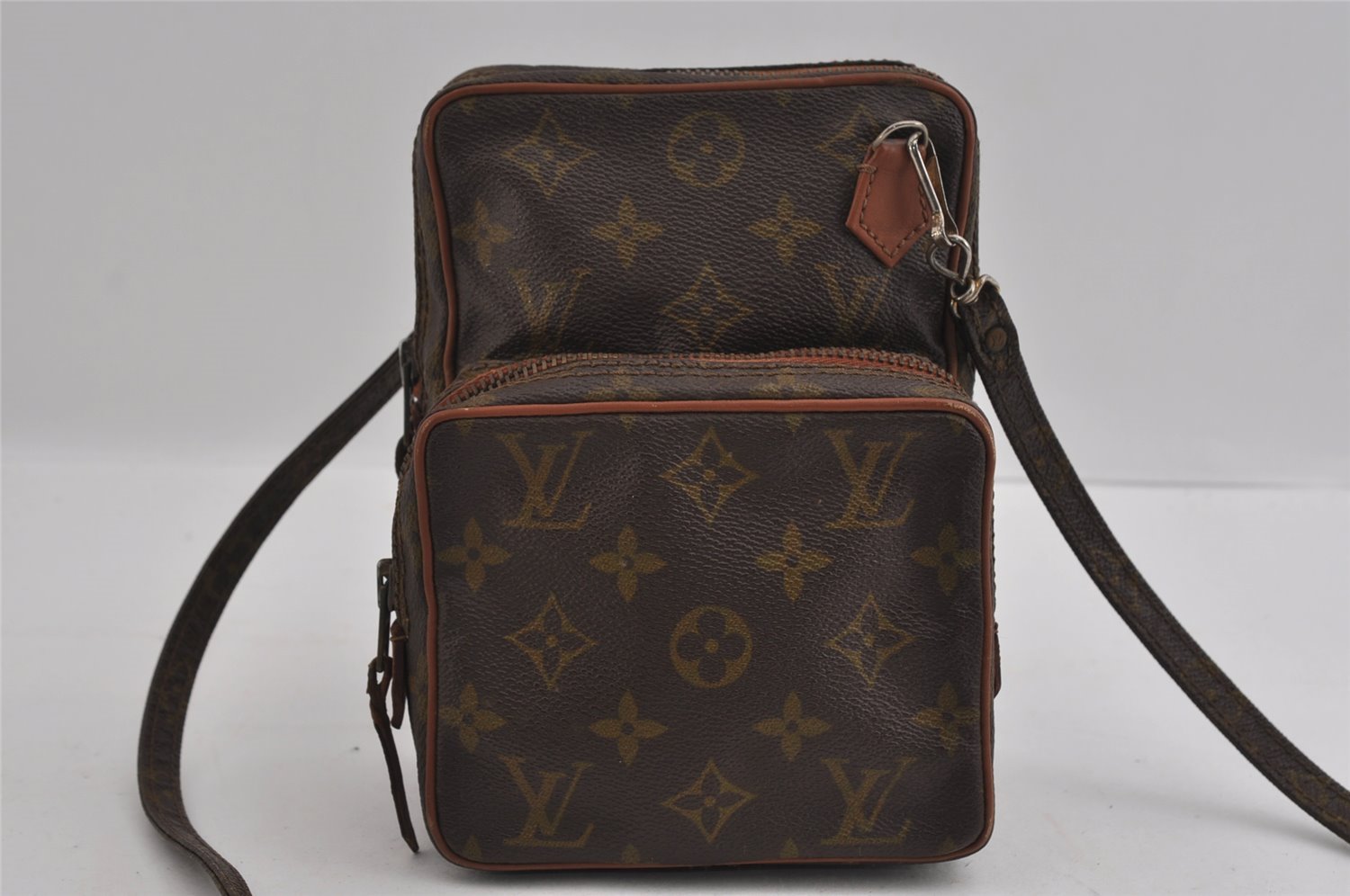 Authentic Louis Vuitton Monogram Amazone Shoulder Cross Body Bag Old Model 2965I