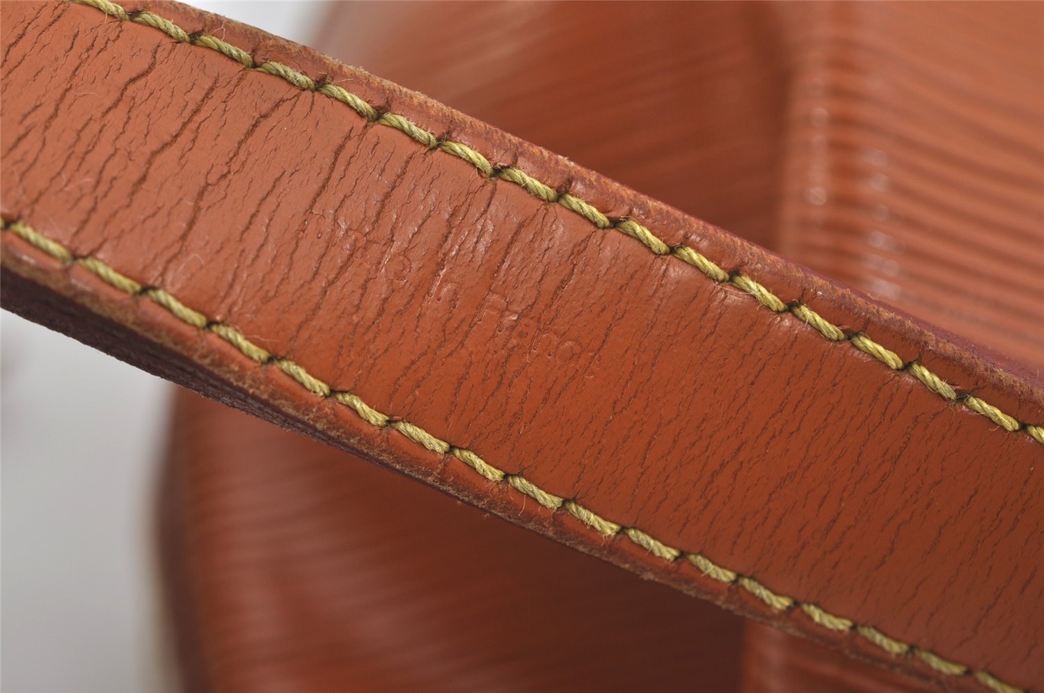 Authentic Louis Vuitton Epi Noe Shoulder Drawstring Bag Brown M44008 Junk 2969I