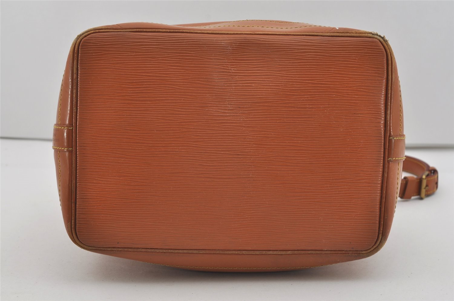 Authentic Louis Vuitton Epi Noe Shoulder Drawstring Bag Brown M44008 Junk 2969I