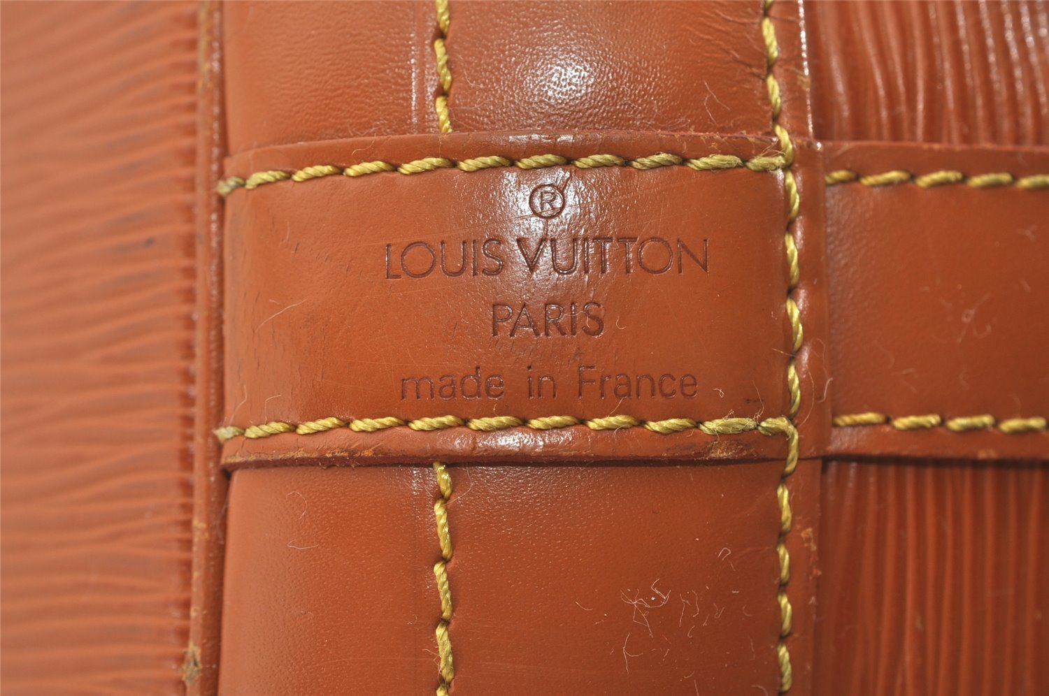 Authentic Louis Vuitton Epi Noe Shoulder Drawstring Bag Brown M44008 Junk 2969I