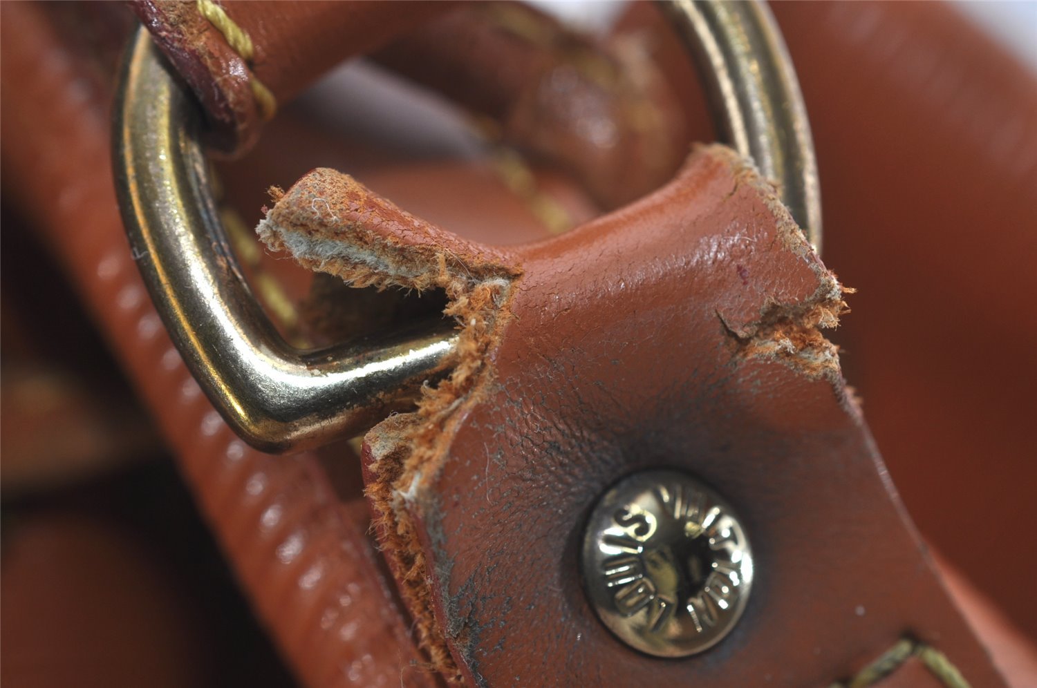 Authentic Louis Vuitton Epi Noe Shoulder Drawstring Bag Brown M44008 Junk 2969I