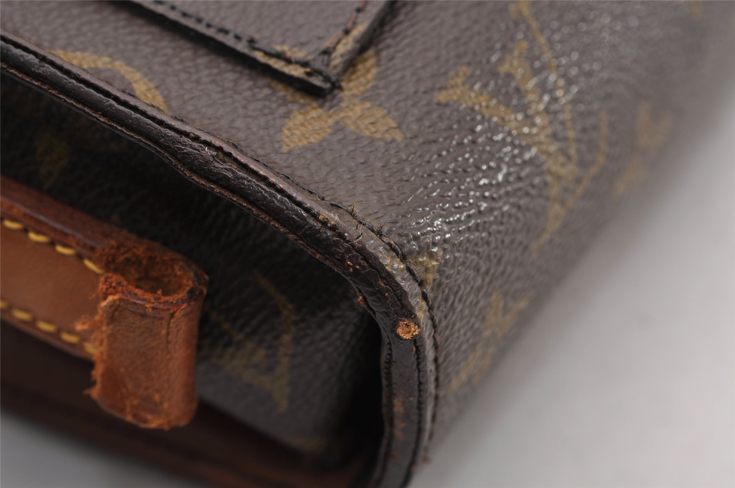 Authentic Louis Vuitton Monogram Saint Cloud GM M51242 Shoulder Bag Junk 2970I