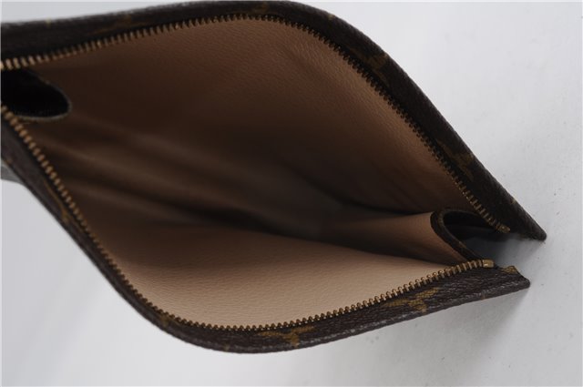 Authentic Louis Vuitton Monogram Poche Toilette 19 M47544 Cosmetics Pouch 2974F