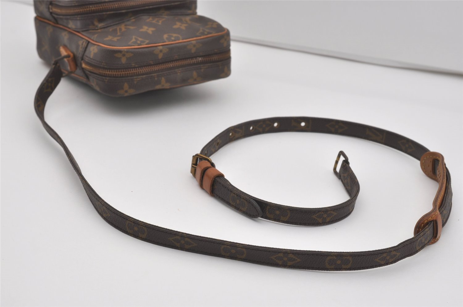 Authentic Louis Vuitton Monogram Amazone Shoulder Cross Bag M45236 Junk 2978I