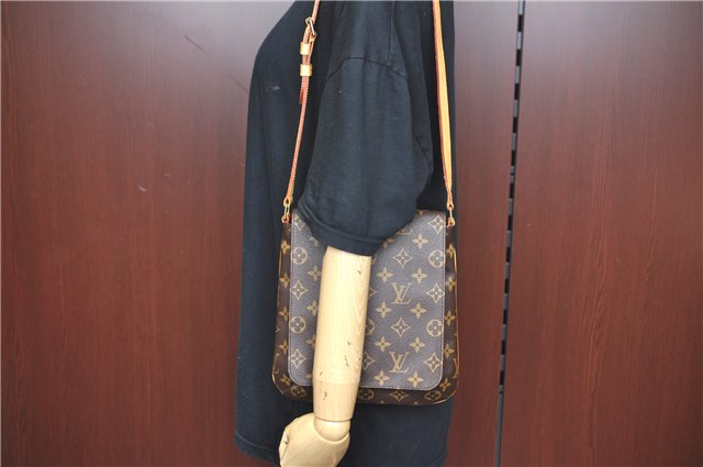 Authentic Louis Vuitton Monogram Musette Salsa Shoulder Bag LV 2980E