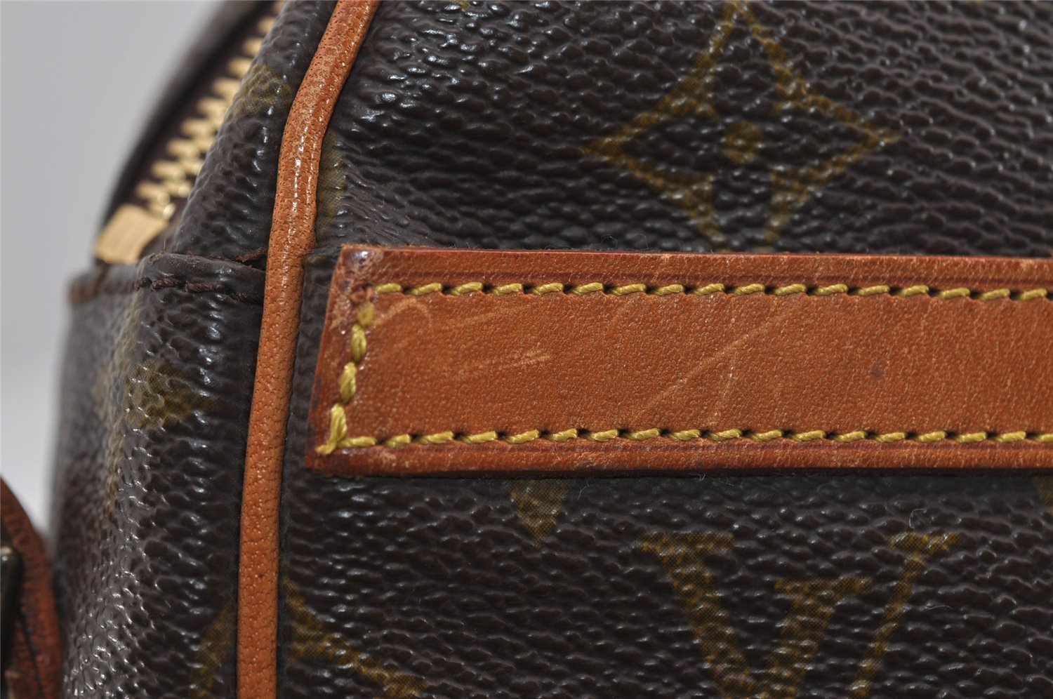 Authentic Louis Vuitton Monogram Senlis Shoulder Cross Bag Old Model LV 2986I