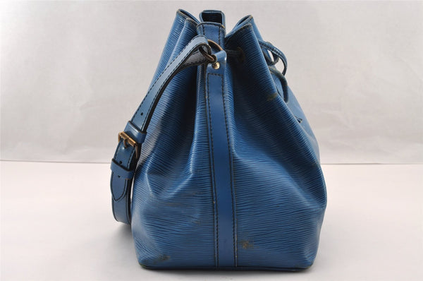 Authentic Louis Vuitton Epi Petit Noe Drawstring Bag M44105 Blue Junk 2990I