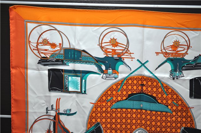 Authentic HERMES Carre 90 Scarf 