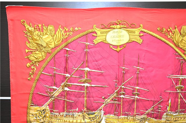 Authentic HERMES Carre 90 Scarf 