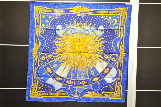 Authentic HERMES Carre 90 Scarf 