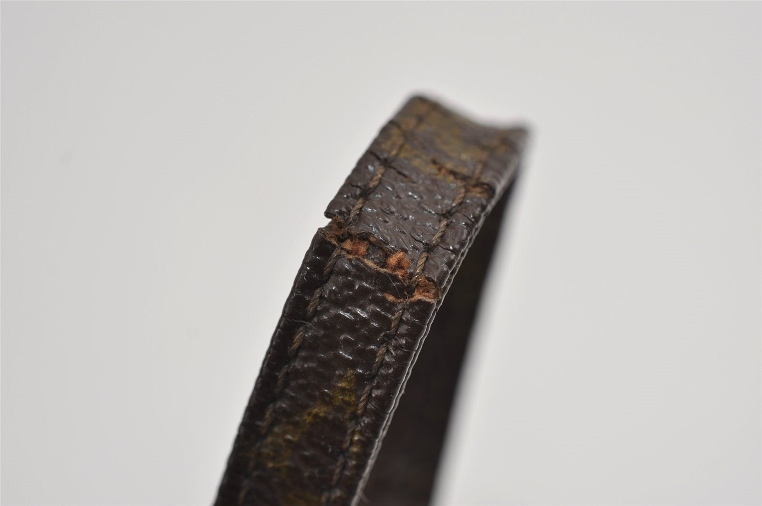 Authentic Louis Vuitton Monogram Shoulder Cross Body Bag Old Model LV 3010I