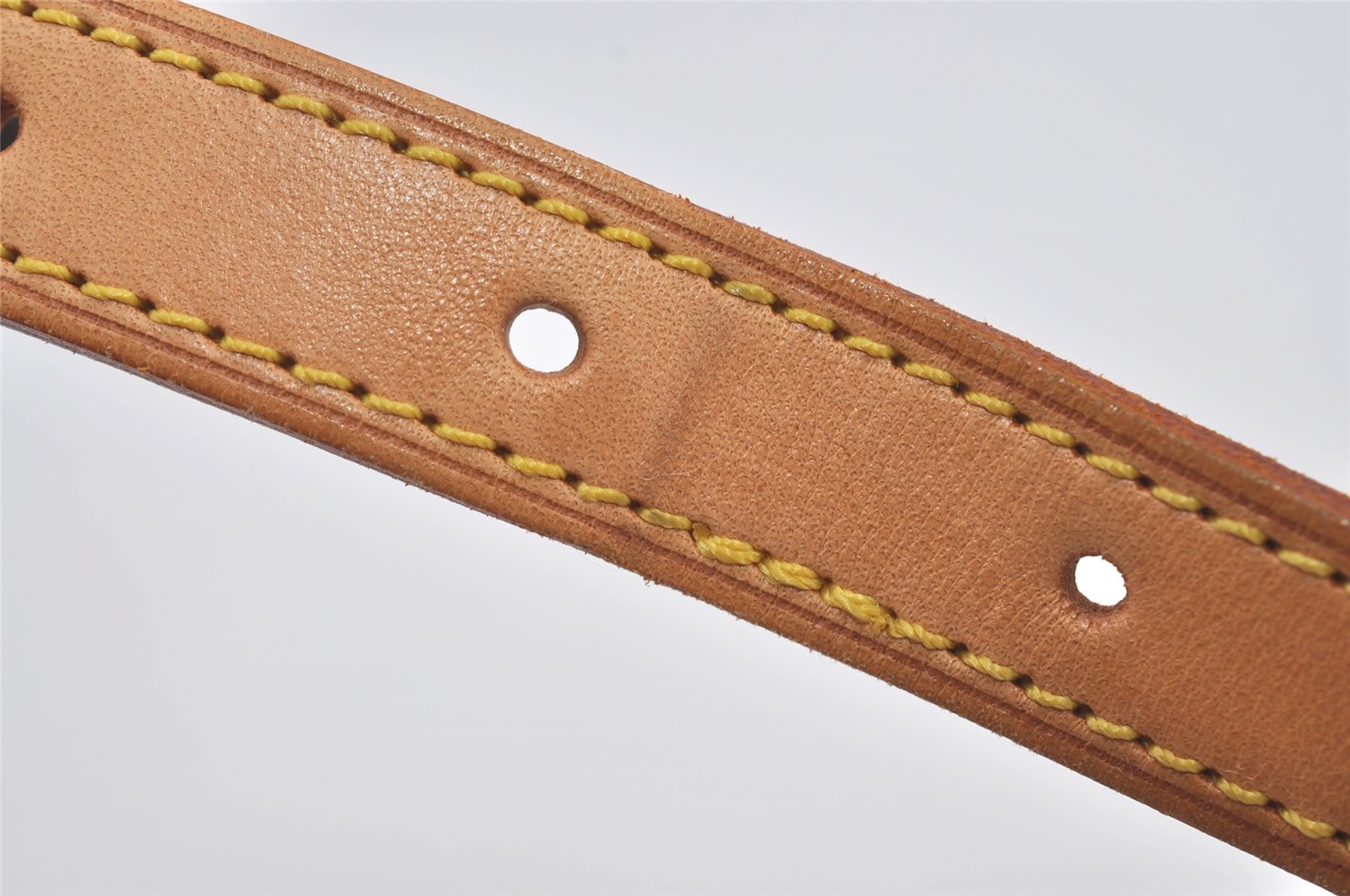 Authentic Louis Vuitton Leather Shoulder Strap For Bucket GM 31.9