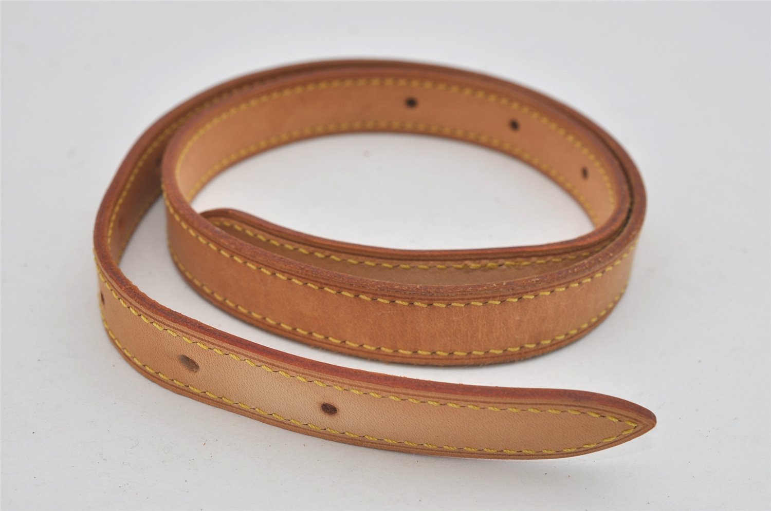 Authentic Louis Vuitton Leather Shoulder Strap For Bucket GM 31.9