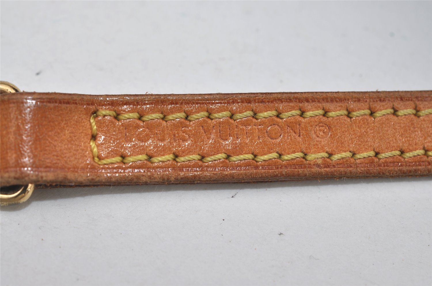 Authentic Louis Vuitton Leather Shoulder Strap Beige 48