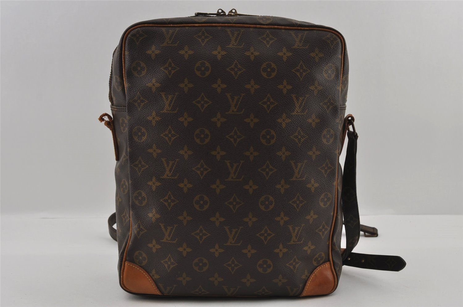 Authentic Louis Vuitton Monogram Amazone GM Shoulder Cross Body Bag Junk 3038I