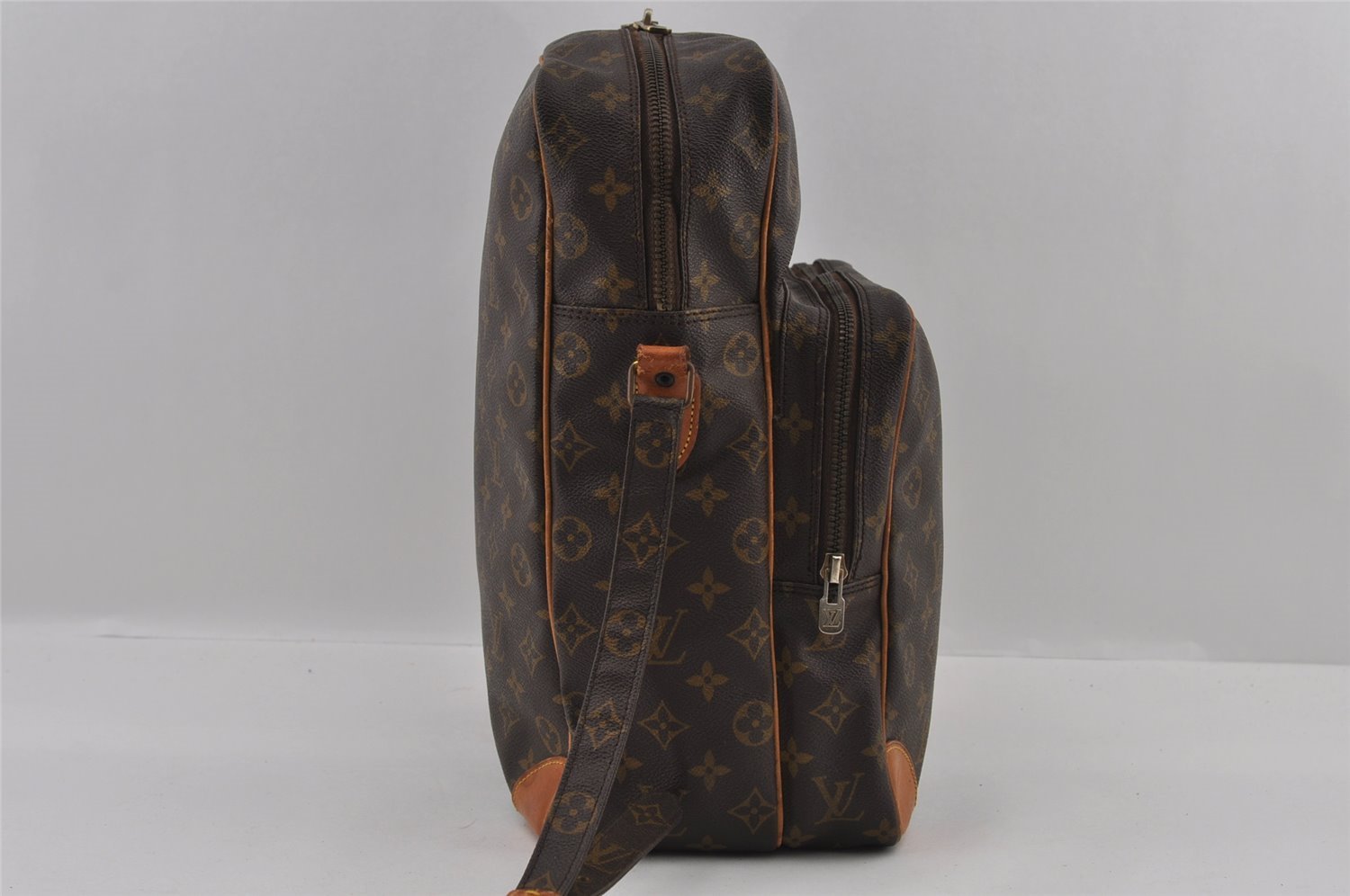 Authentic Louis Vuitton Monogram Amazone GM Shoulder Cross Body Bag Junk 3038I