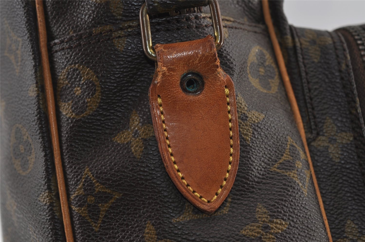 Authentic Louis Vuitton Monogram Amazone GM Shoulder Cross Body Bag Junk 3038I