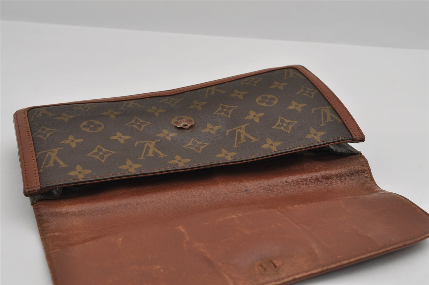 Auth Louis Vuitton Monogram Pochette Dame GM Clutch Hand Bag Old Model LV 3051I