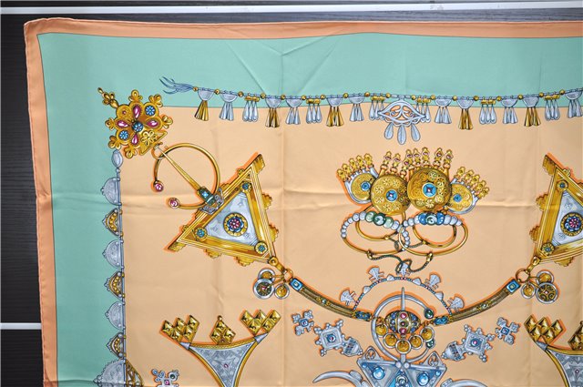 Authentic HERMES Carre 90 Scarf 