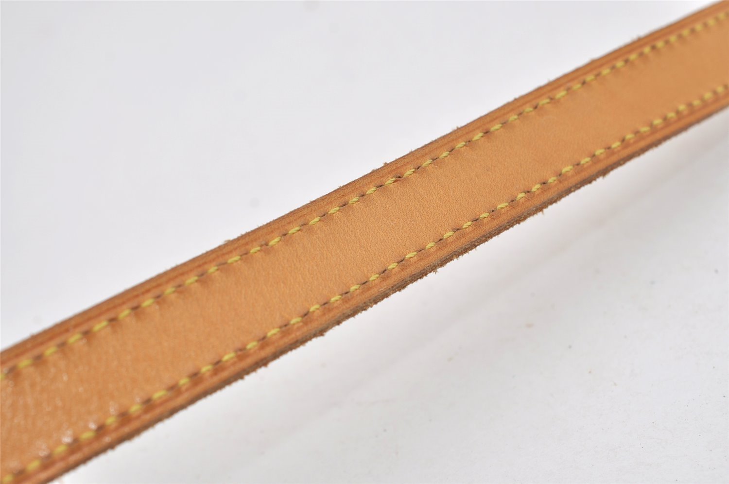 Authentic Louis Vuitton Leather Shoulder Strap For Bucket GM 31.9