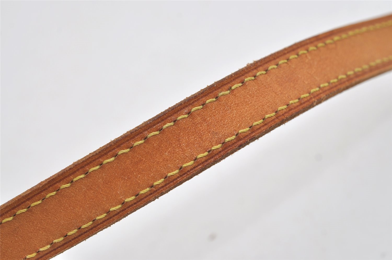 Authentic Louis Vuitton Leather Shoulder Strap For Bucket PM 27.6